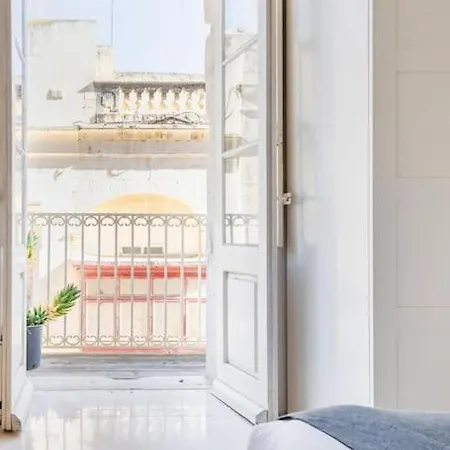 Our Nest Сasa de vacaciones