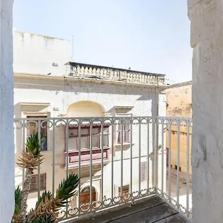 Semesterbostad Our Nest